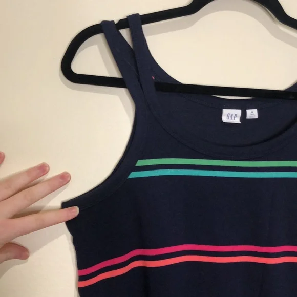 Tall Gap Tank top - Picture 3 of 3